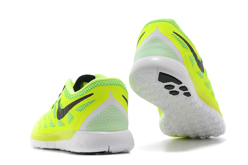 Nouveau Nike Free 5.0 plus hommes verts noirs de chaussures de course blanc (1)